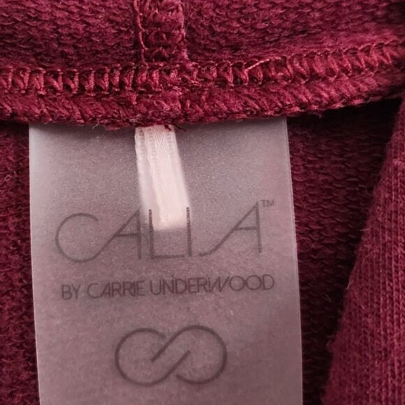 Reworked "cold shoulder" Carrie Underwood hoodie - Picture 9 of 10